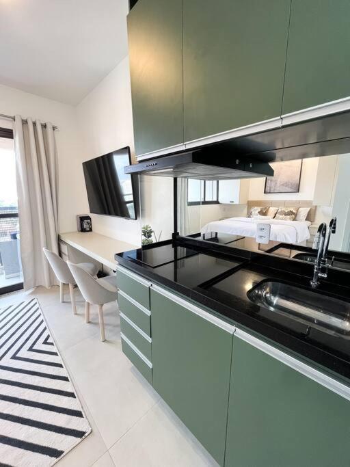 Exclusivo No Brooklin A 230m Do Metro *